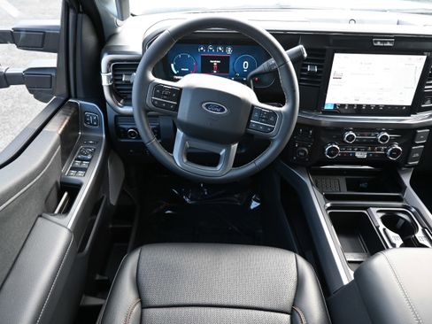 New 2026 Ford F250 Lariat w/ Black Appearance Package AWD/4WD image 22