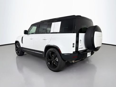 New 2026 Land Rover Defender 110 S AWD/4WD image 7