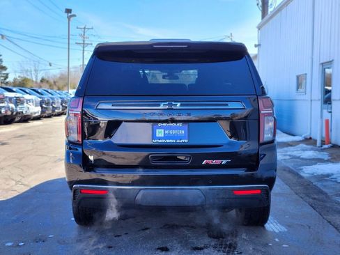 Used 2022 Chevrolet Tahoe RST w/ Luxury Package image 3