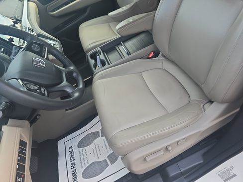 Used 2018 Honda Odyssey EX-L image 15