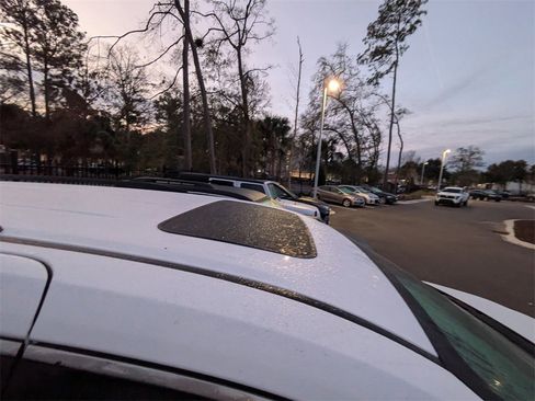 Certified 2024 Toyota Sienna XSE image 11