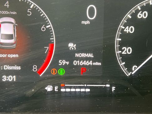 Used 2023 Honda Civic Sport image 12