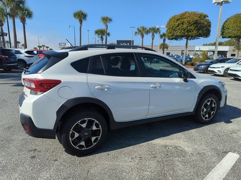 Used 2019 Subaru Crosstrek 2.0i w/ Eyesight System image 5