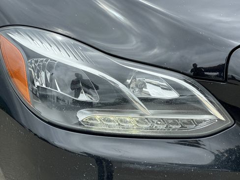 Used 2016 Mercedes-Benz E 350 Sedan image 11