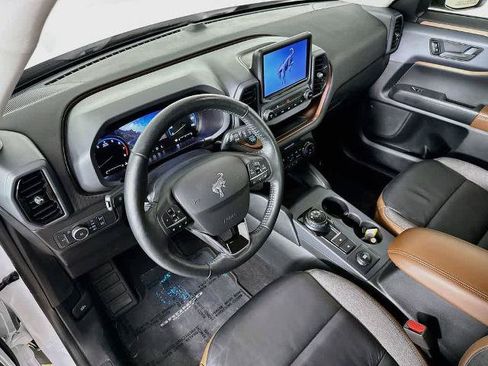 Certified 2022 Ford Bronco Sport Outer Banks AWD/4WD image 2