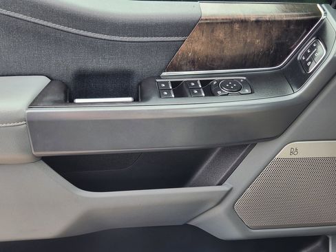 Used 2021 Ford F150 Lariat w/ Equipment Group 501A Mid image 24