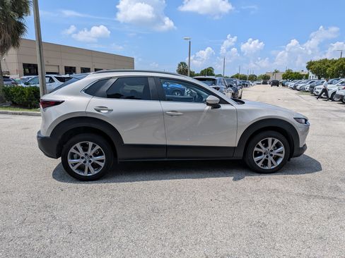 Used 2024 MAZDA CX-30 AWD 2.5 S w/ Preferred Package image 3