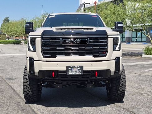 New 2026 GMC Sierra 2500 AT4 w/ AT4 Premium Plus Package AWD/4WD image 10