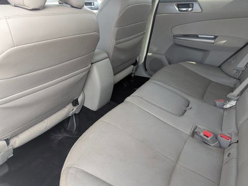 Used 2012 Subaru Forester 2.5X Limited image 22