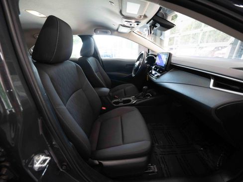 Used 2025 Toyota Corolla LE FWD image 26