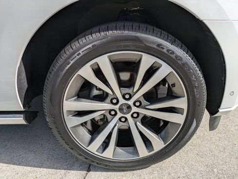 Certified 2021 Ford Expedition Max Platinum image 11