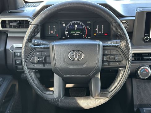 Used 2025 Toyota Tacoma SR5 image 38