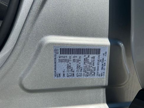 Used 2025 Nissan Rogue SV FWD image 23