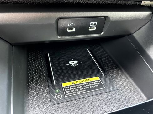 Used 2024 Honda Accord Touring image 19