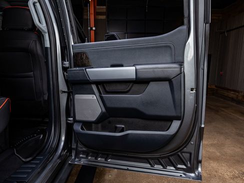 Used 2024 Ford F250 Lariat w/ Lariat Ultimate Package image 38