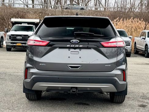 Used 2023 Ford Edge SEL w/ Convenience Package image 4