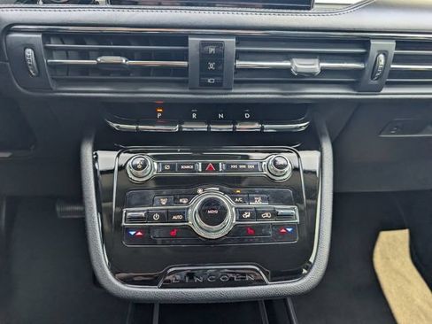 Used 2021 Lincoln Corsair FWD w/ Equipment Group 101A image 17
