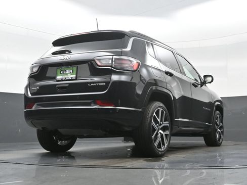 Used 2025 Jeep Compass Limited w/ Elite Group AWD/4WD image 34