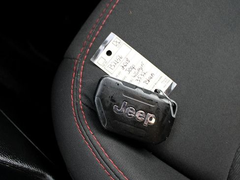 Used 2018 Jeep Wrangler Rubicon image 35