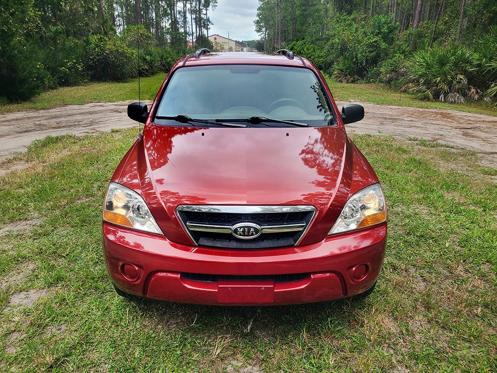 Used 2009 Kia Sorento LX RWD image 2