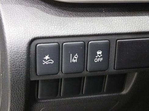 Used 2024 Mitsubishi Eclipse Cross Black Edition image 16