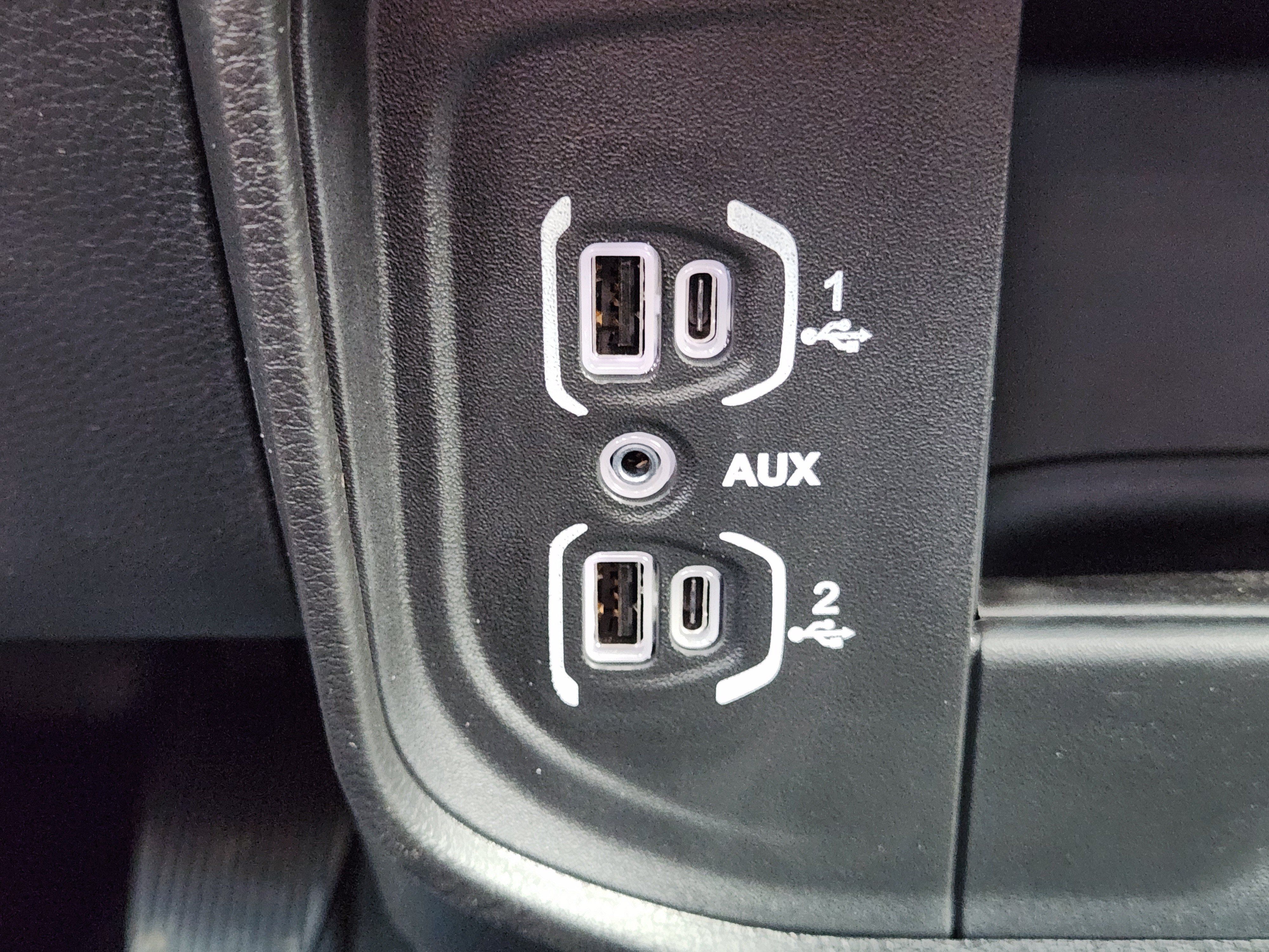 New 2026 RAM 3500 Tradesman w/ Chrome Appearance Group AWD/4WD image 17