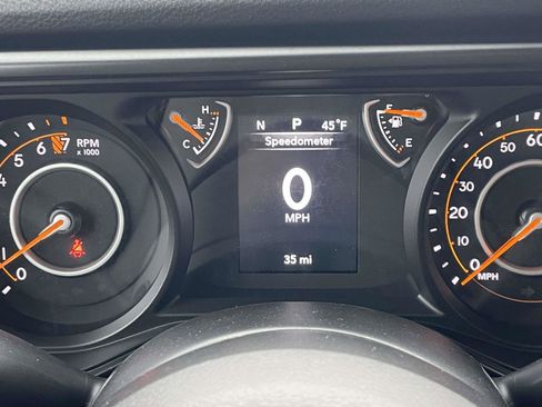 New 2026 Jeep Gladiator Sport image 8