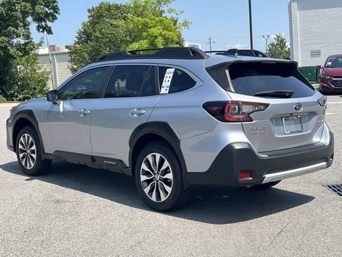 Certified 2024 Subaru Outback Limited AWD/4WD image 11