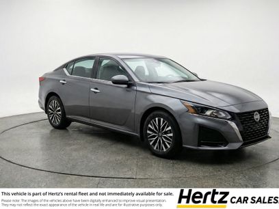 Used 2025 Nissan Altima 2.5 SV