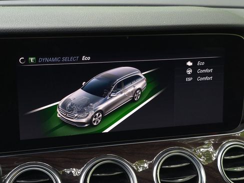 Used 2019 Mercedes-Benz E 450 4MATIC Wagon w/ Premium Package image 49