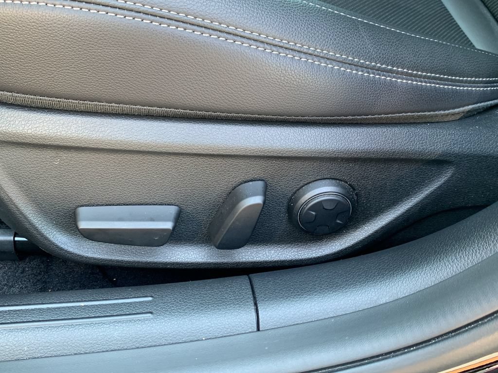 Certified 2026 Genesis G70 2.5T RWD image 15