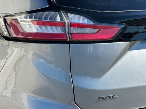 Certified 2022 Ford Edge SEL w/ Convenience Package image 26