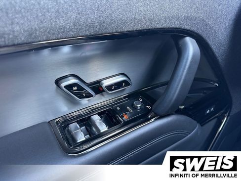 Used 2024 Land Rover Range Rover Sport Dynamic SE AWD/4WD image 5