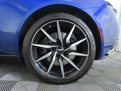 Used 2018 Aston Martin DB11 V12 image 30