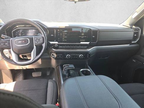 Used 2023 GMC Sierra 1500 Elevation w/ Preferred Package AWD/4WD image 17