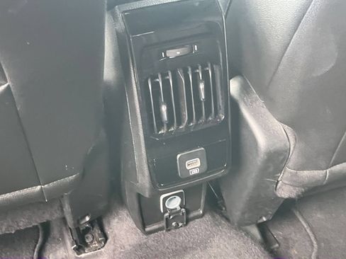 Used 2025 Jeep Compass Limited AWD/4WD image 23