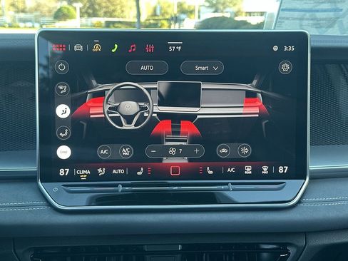 New 2026 Volkswagen Tiguan SE R-Line image 19