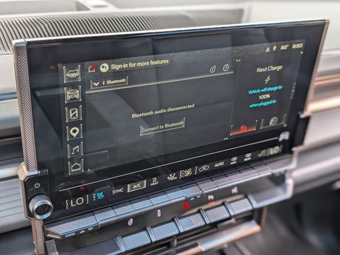 Used 2025 GMC Hummer EV 3X w/ LPO, Sport Package AWD/4WD image 28