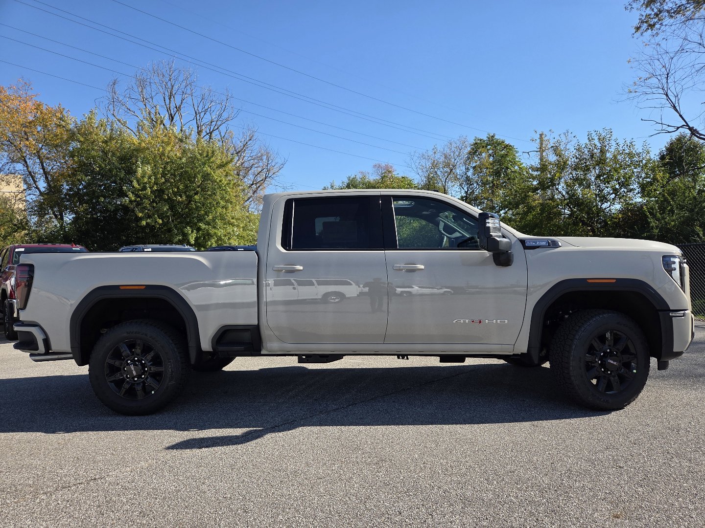 New 2026 GMC Sierra 2500 AT4 w/ AT4 Premium Plus Package AWD/4WD image 21