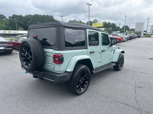 Used 2023 Jeep Wrangler Unlimited Sahara w/ Cold Weather Group AWD/4WD image 3
