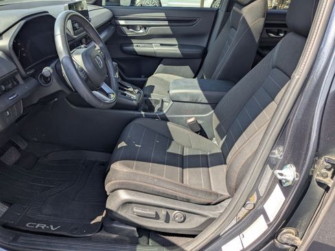 Used 2024 Honda CR-V Sport image 12
