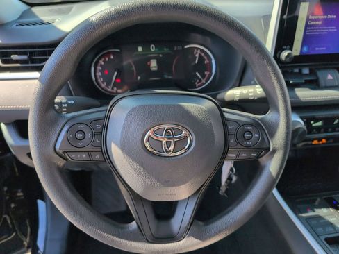 Used 2025 Toyota RAV4 LE image 23