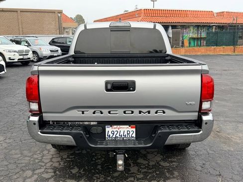 Used 2019 Toyota Tacoma SR5 image 5
