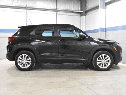 Used 2023 Chevrolet TrailBlazer LS FWD image 29