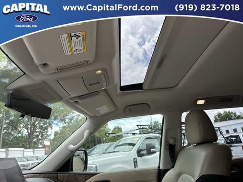 Used 2023 INFINITI QX80 Premium Select w/ All-Season Package AWD/4WD image 22