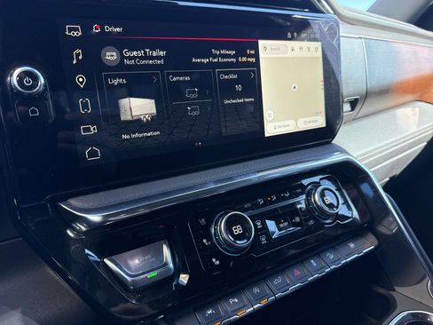 Used 2024 GMC Sierra 1500 Denali w/ Denali Reserve Package image 27