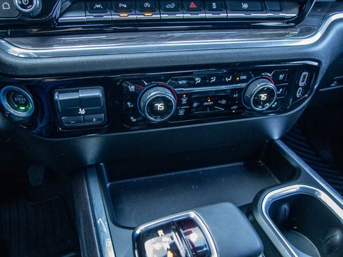 Used 2024 Chevrolet Silverado 1500 LTZ image 18