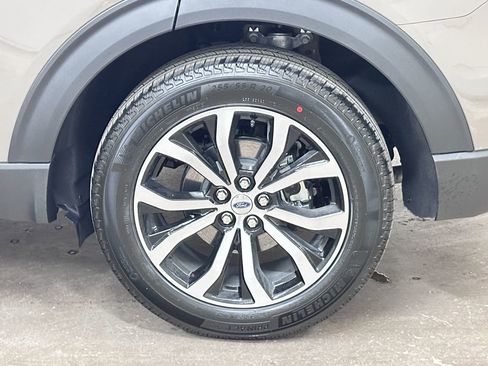 New 2026 Ford Explorer ST-Line image 45