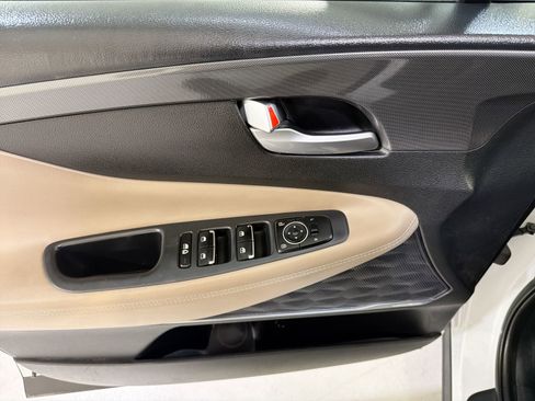 Used 2022 Hyundai Santa Fe SEL w/ Convenience + Premium Package image 12