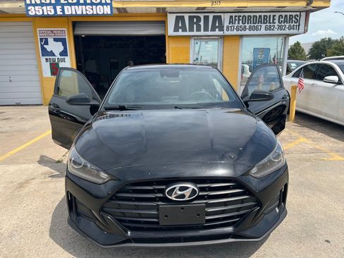 Used 2019 Hyundai Veloster 2.0 FWD image 8